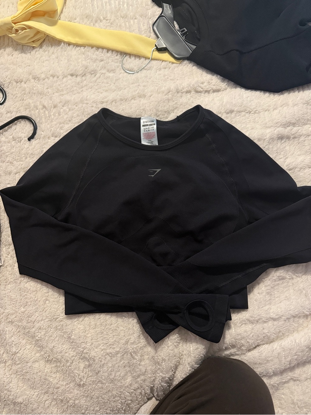 Gymshark Black Long Sleeve Seamless Crop Top with Thumbholes